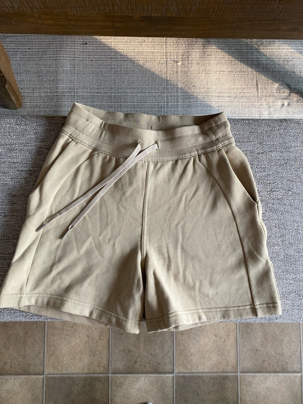 Lululemon Scuba High-Rise Short 5”
